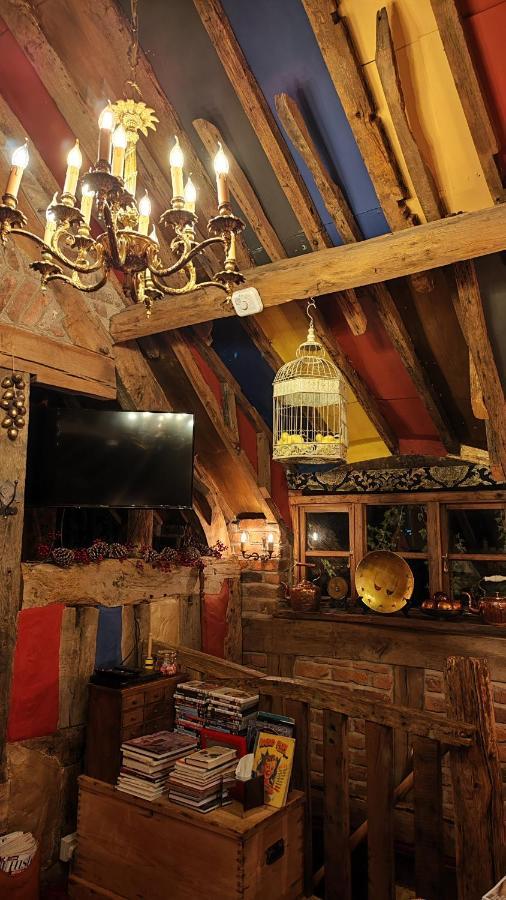 Wizards Thatch Luxury Suites Alderley Edge Exteriör bild